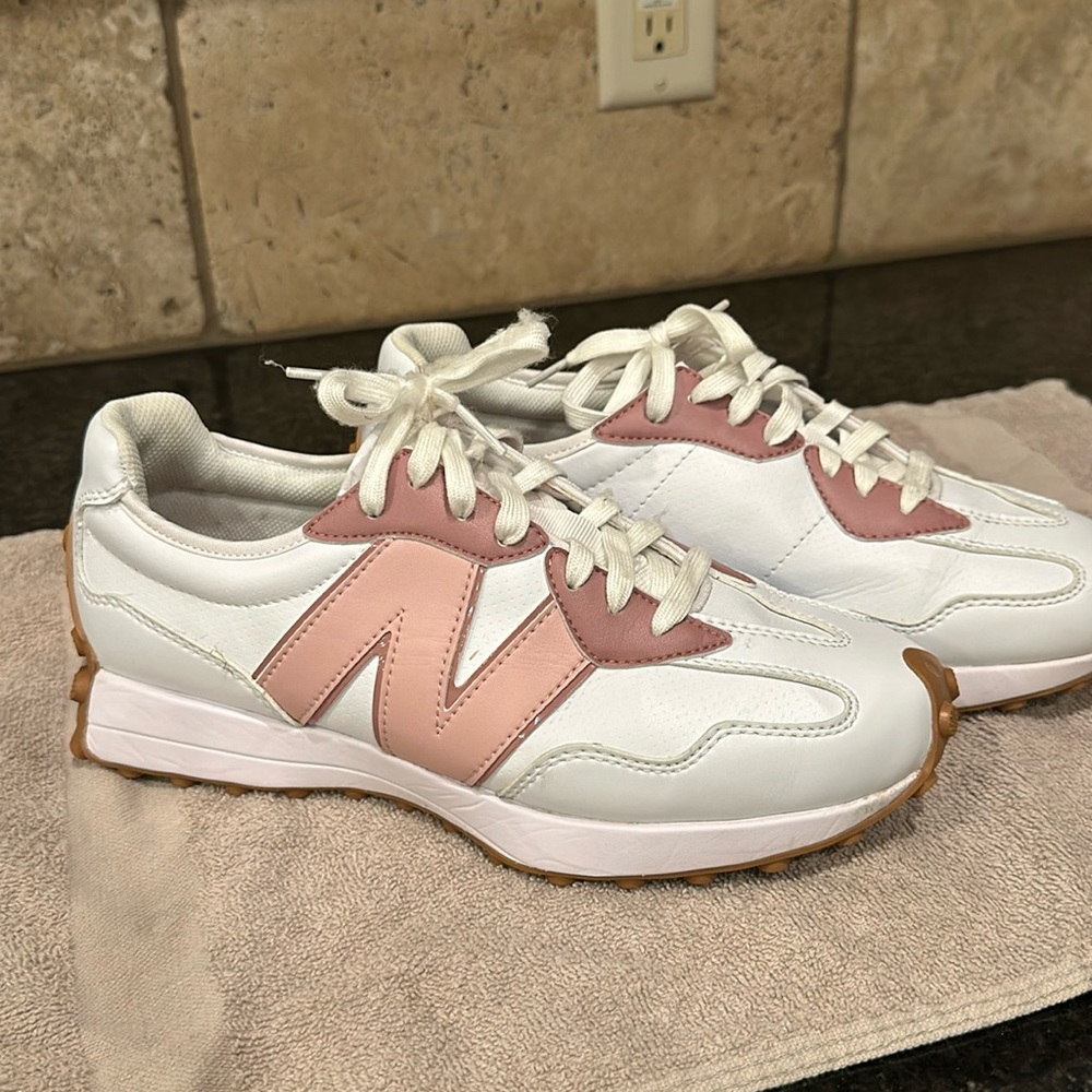 New Balance Golf Shoe 327 size 9.5